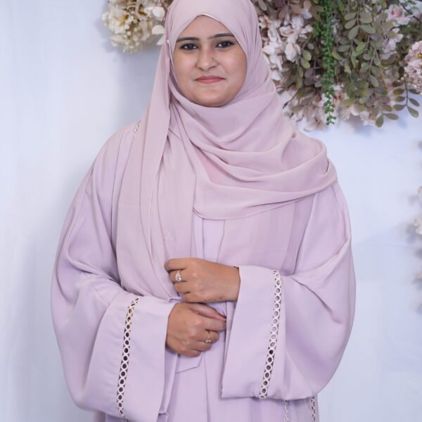 Aamra Lace Abaya