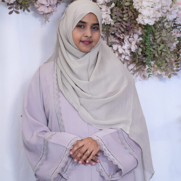 Aamra Lace Abaya