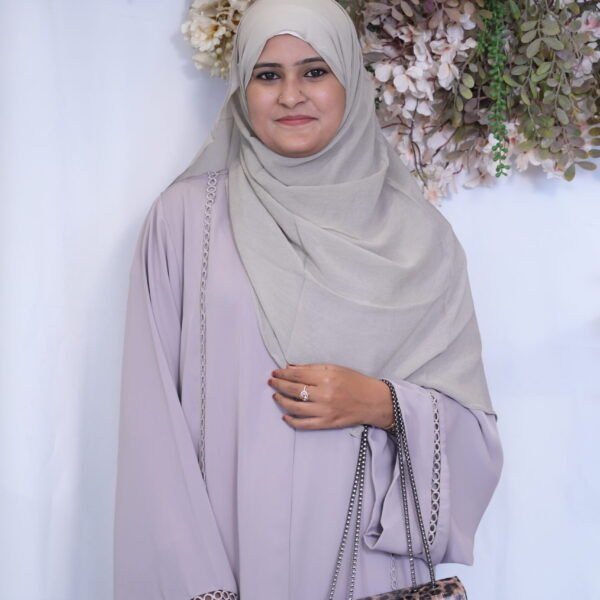 Aamra Lace Abaya